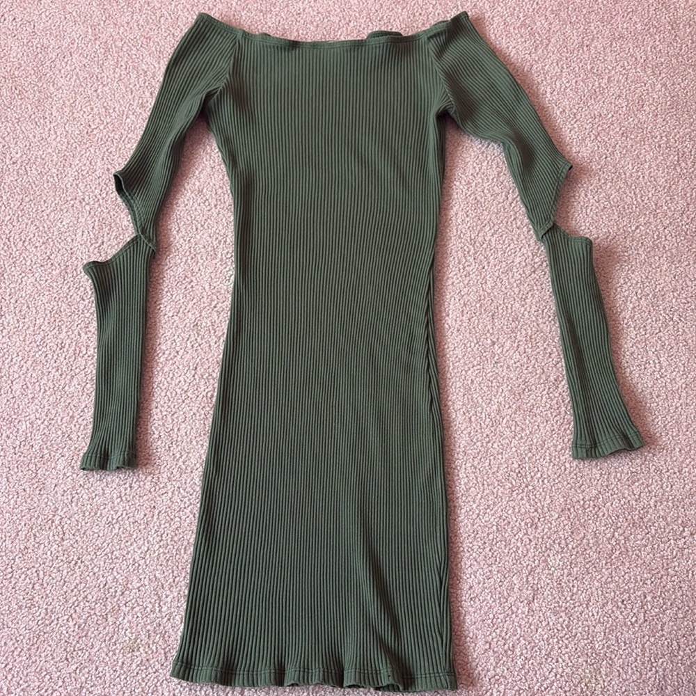 Green Dress Long Sleeves